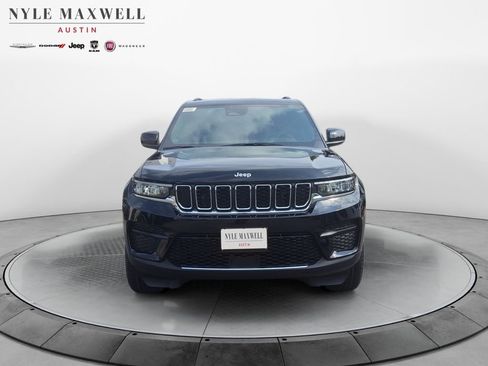 New 2025 Jeep Grand Cherokee Laredo X image 18