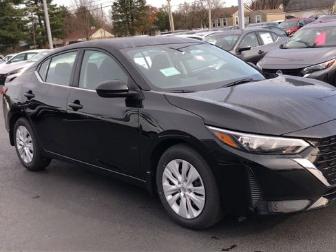 New 2025 Nissan Sentra S image 2