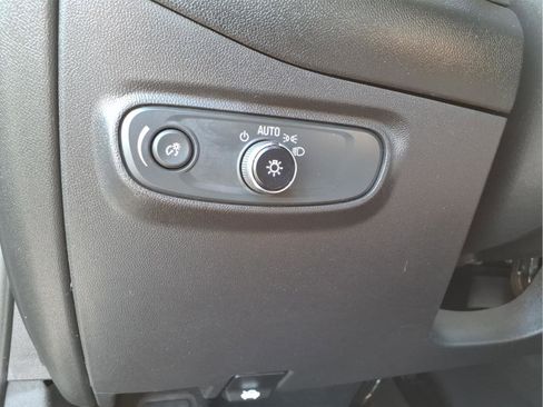 Used 2023 Chevrolet Equinox LT image 16