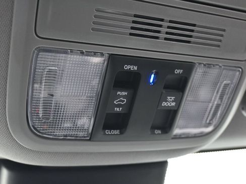 Used 2024 Honda Odyssey EX-L image 25