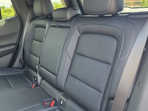 Used 2025 Chevrolet Equinox LT w/ Convenience Package II FWD image 26