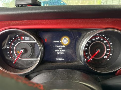 Used 2022 Jeep Gladiator Rubicon image 11