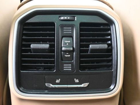 Used 2019 Porsche Macan S image 22