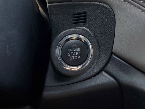 Used 2020 Subaru Outback Limited w/ Popular Package #2 image 31