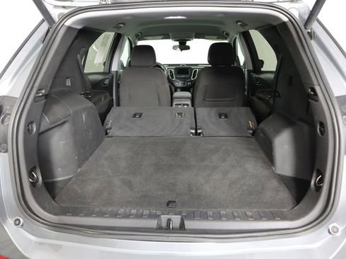 Used 2023 Chevrolet Equinox LT image 47