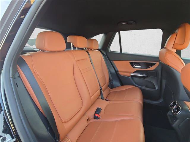 Used 2023 Mercedes-Benz GLC 300 image 19