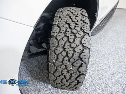 Used 2025 Ford Expedition Tremor AWD/4WD image 53