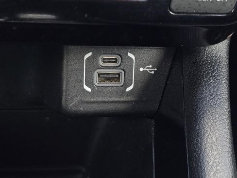 Used 2025 Jeep Compass Limited AWD/4WD image 23