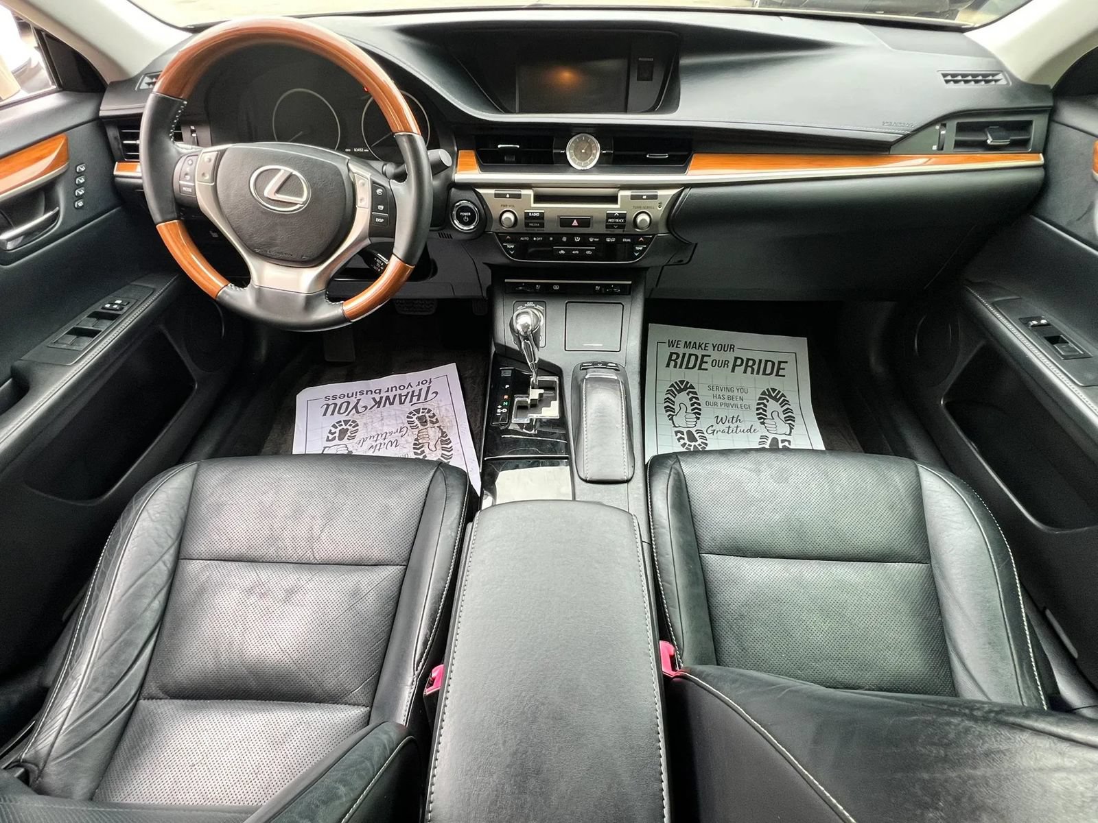 Used 2013 Lexus ES 300h w/ Luxury Pkg FWD image 20