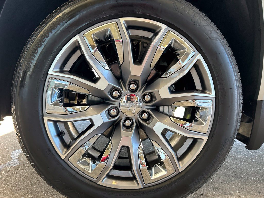 Used 2025 GMC Sierra 1500 Denali w/ Denali Reserve Package AWD/4WD image 29
