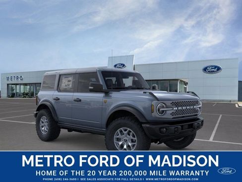 New 2025 Ford Bronco Badlands AWD/4WD image 7