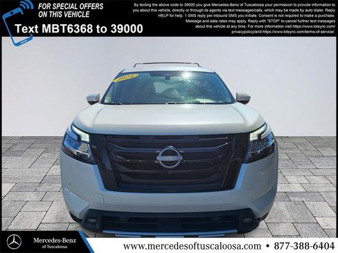 Used 2024 Nissan Pathfinder Platinum w/ Black Appearance Package image 2