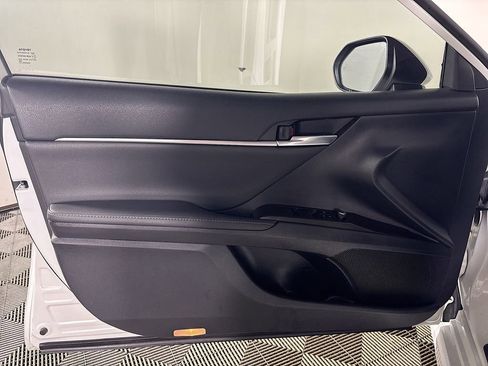 Used 2021 Toyota Camry XSE w/ Navigation Upgrade Package image 10