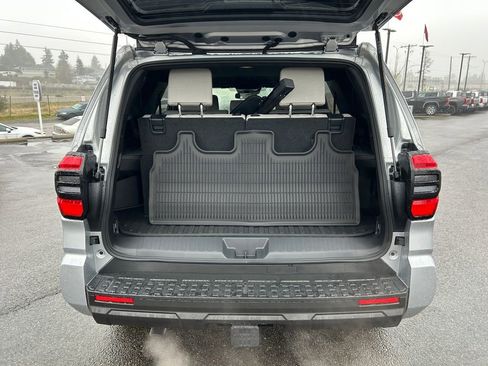 New 2025 Toyota 4Runner SR5 image 24