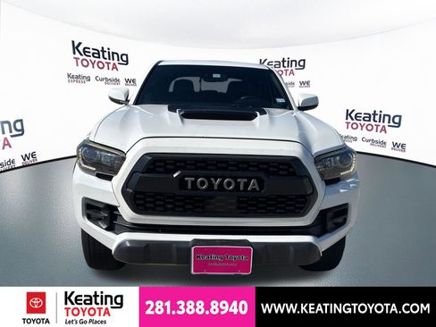 Used 2019 Toyota Tacoma TRD Pro AWD/4WD image 2