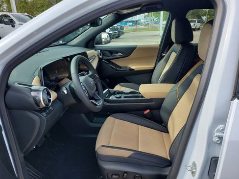New 2026 Chevrolet Equinox ACTIV image 12
