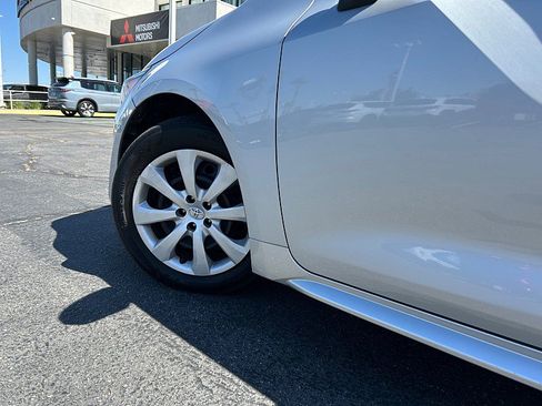 Used 2024 Toyota Corolla LE FWD image 13