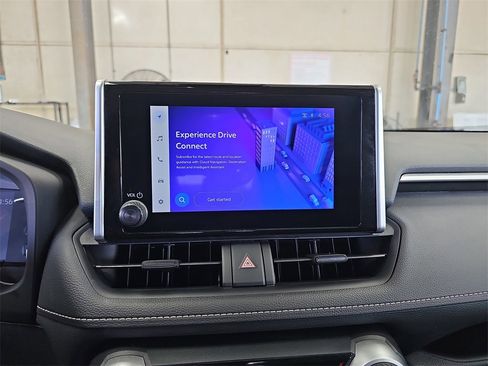 Used 2024 Toyota RAV4 LE image 21