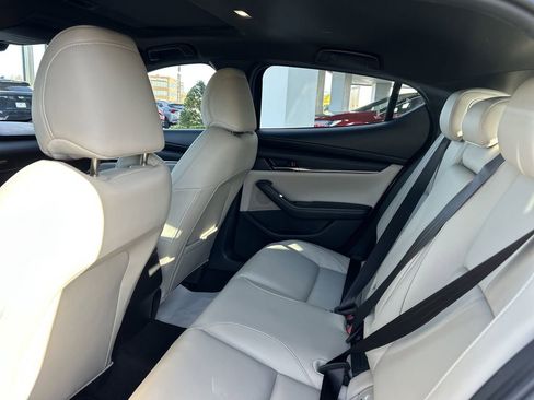 Used 2021 MAZDA MAZDA3 s image 17