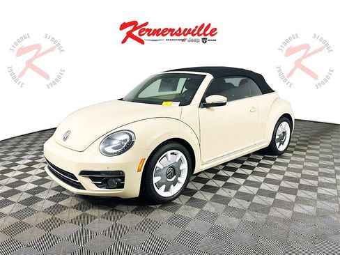 Used 2019 Volkswagen Beetle 2.0T SE image 3