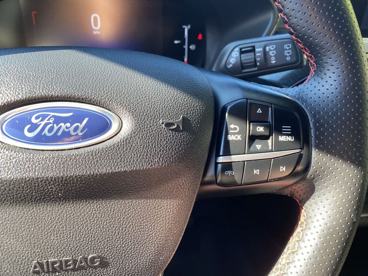 Used 2025 Ford Escape ST-Line Select AWD/4WD image 22