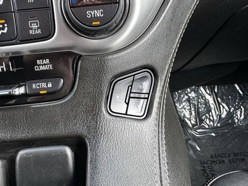 Used 2020 GMC Yukon SLT image 19