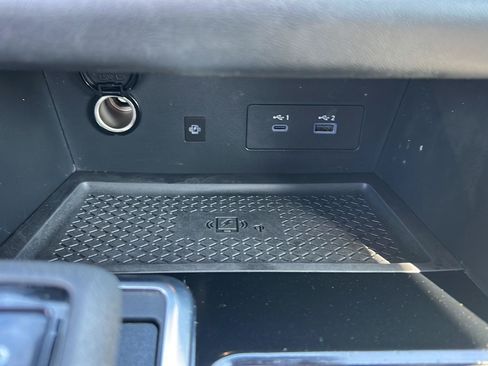 Used 2023 Nissan Pathfinder SL AWD/4WD image 15