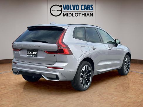 New 2026 Volvo XC60 B5 Plus w/ Protection Package Premier AWD/4WD image 20