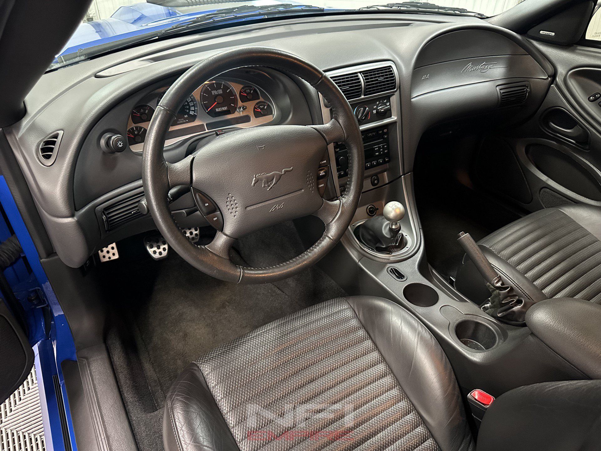 Used 2004 Ford Mustang Mach 1 RWD image 27