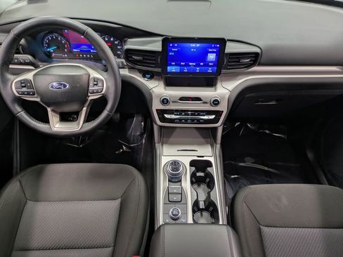 Used 2023 Ford Explorer XLT image 22