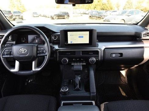 Used 2025 Toyota 4Runner 4WD image 8