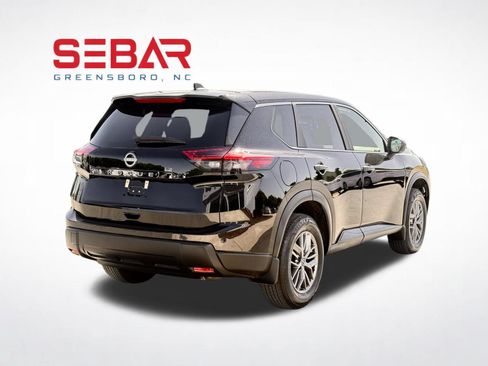 Used 2025 Nissan Rogue S FWD image 9