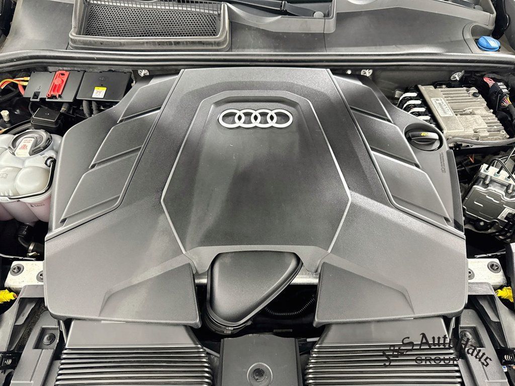 Used 2022 Audi Q8 Premium Plus w/ Premium Plus Package AWD/4WD image 38