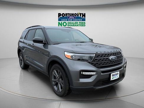 Certified 2022 Ford Explorer XLT w/ Equipment Group 202A AWD/4WD image 1