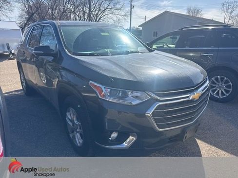 Used 2018 Chevrolet Traverse LT image 1