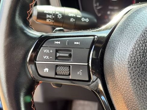 Used 2023 Honda Pilot TrailSport image 14