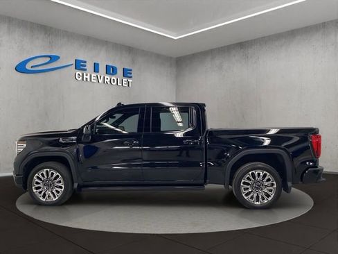 Used 2025 GMC Sierra 1500 Denali Ultimate image 8