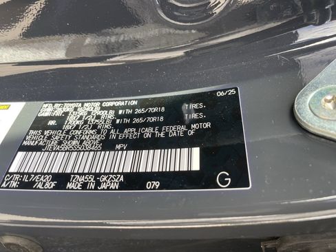 Used 2025 Toyota 4Runner TRD Sport Premium image 10