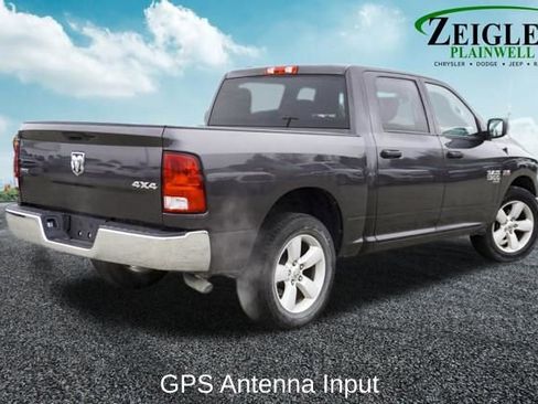 Used 2023 RAM 1500 Classic SLT image 3
