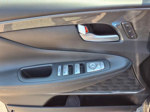 Used 2023 Hyundai Santa Fe Calligraphy image 9