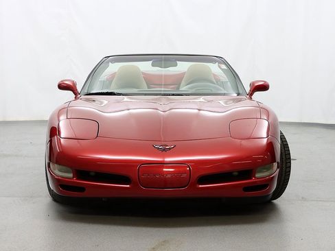 Used 2002 Chevrolet Corvette Convertible w/ Preferred Equipment Group2 RWD image 6
