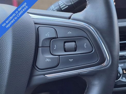 Used 2025 Buick Envista Sport Touring w/ Experience Buick Package FWD image 25