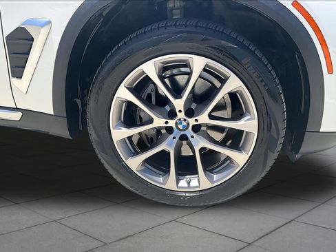 Used 2024 BMW X5 sDrive40i w/ Premium Package RWD image 10