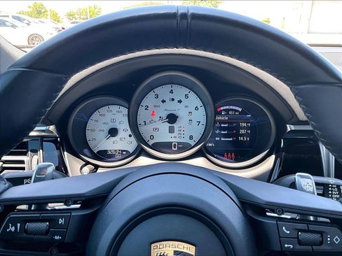 Certified 2023 Porsche Macan Turbo AWD/4WD image 25