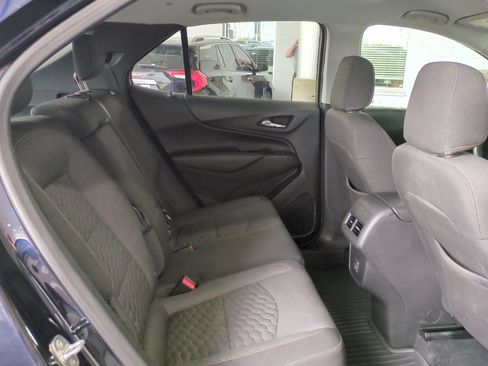 Used 2020 Chevrolet Equinox LT AWD/4WD image 17