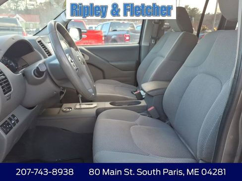 Used 2020 Nissan Frontier SV w/ Midnight Edition Floor Mats AWD/4WD image 11