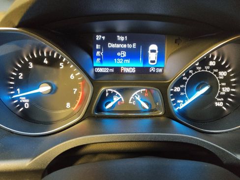 Used 2017 Ford Escape SE w/ Equipment Group 201A image 23