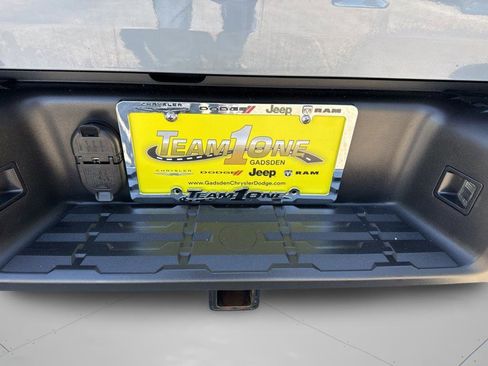 Used 2022 Nissan Frontier PRO-4X w/ Pro-4X Premium Package image 41