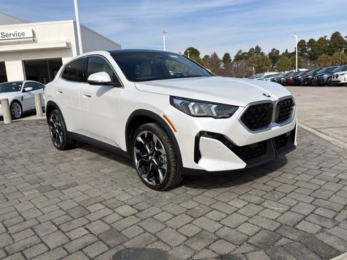 New 2026 BMW X2 xDrive28i w/ Technology Package image 7