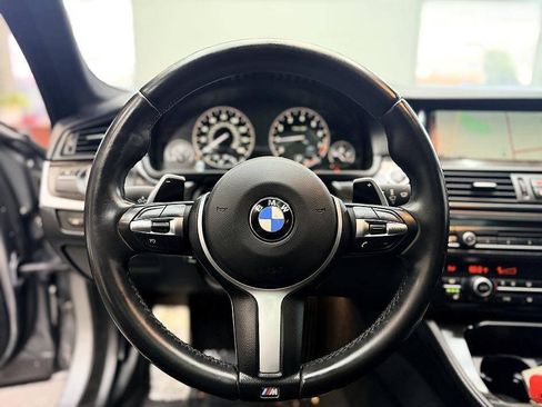 Used 2016 BMW 528i Sedan RWD image 6